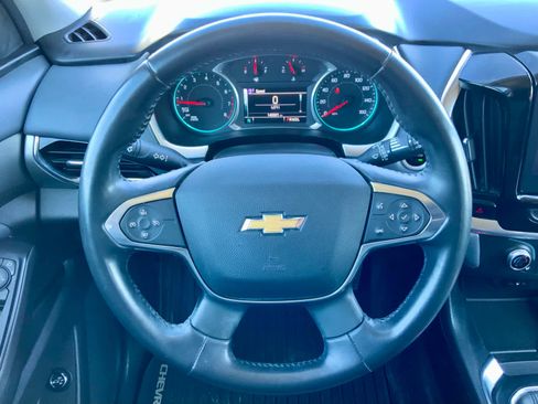 Used 2018 Chevrolet Traverse LT image 38