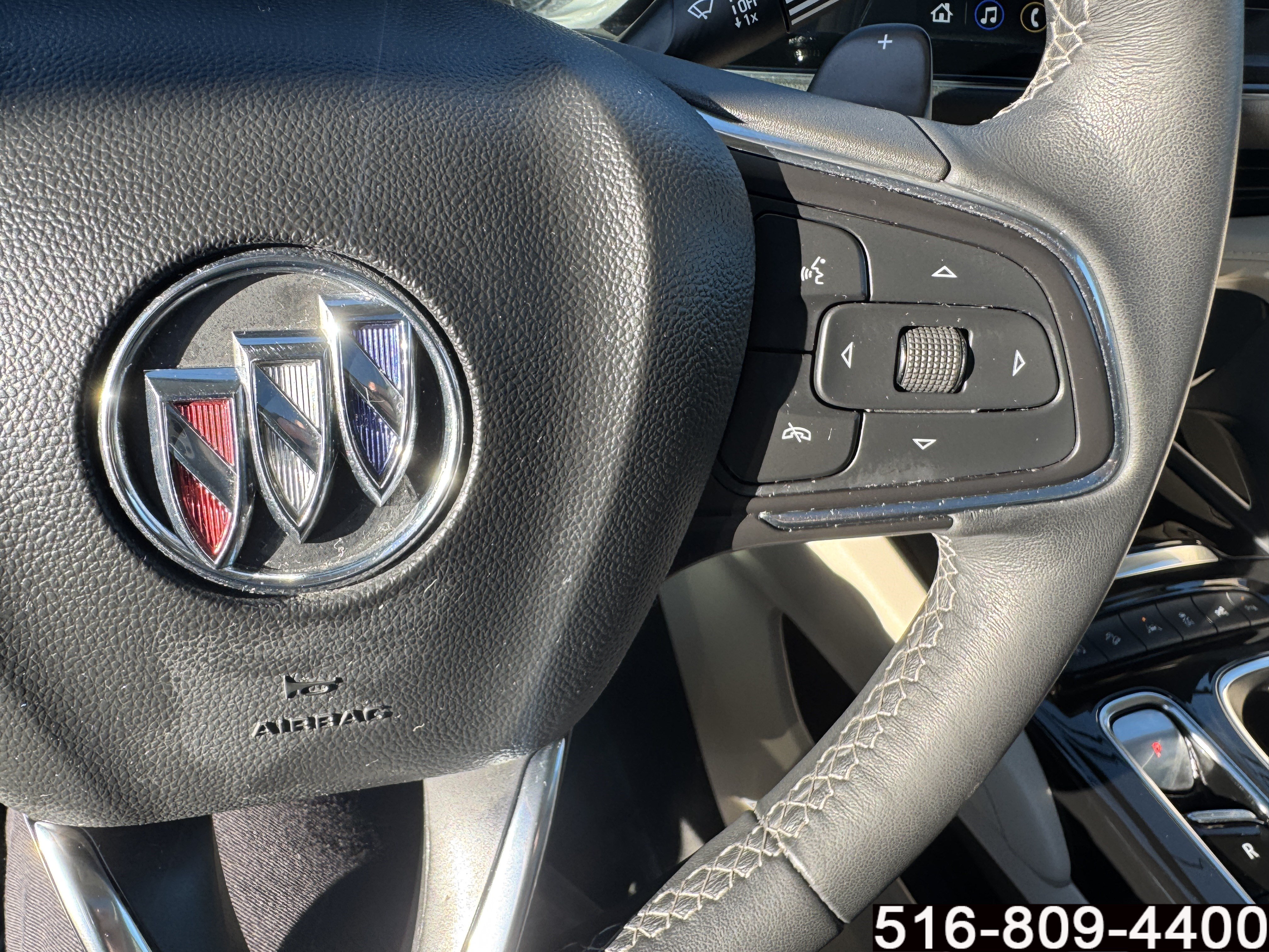 Used 2023 Buick Envision Avenir AWD/4WD image 24