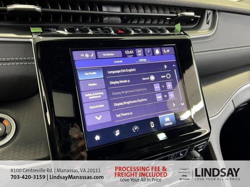 New 2025 Jeep Grand Cherokee Altitude AWD/4WD image 42