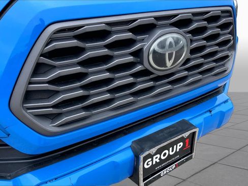 Used 2021 Toyota Tacoma TRD Sport w/ Technology Package RWD image 26