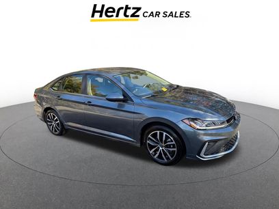 Used 2025 Volkswagen Jetta SE