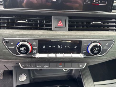 Used 2021 Audi A4 2.0T Premium w/ Convenience Package AWD/4WD image 28