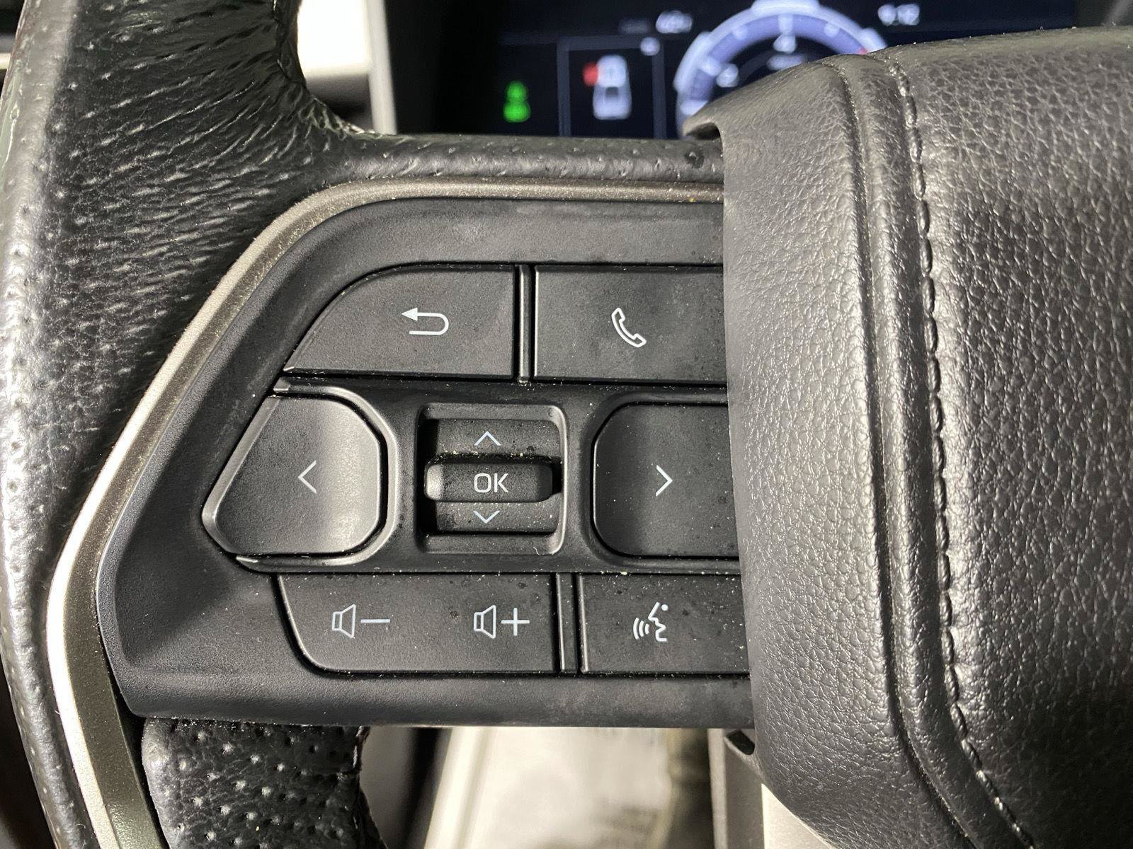Used 2025 Toyota Tundra Limited w/ TRD Off-Road Package AWD/4WD image 20