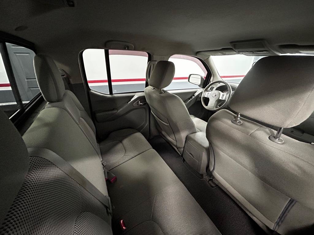 Used 2019 Nissan Frontier SV AWD/4WD image 9