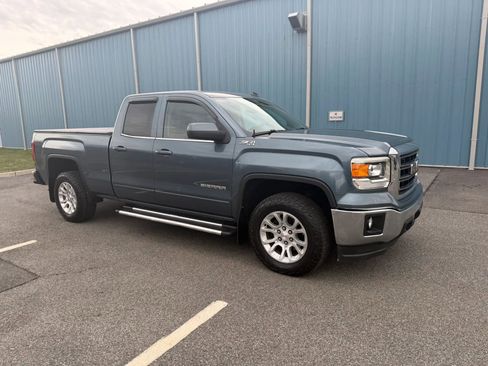 Used 2014 GMC Sierra 1500 SLE w/ SLE Value Package AWD/4WD image 16
