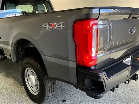 Used 2023 Ford F250 XL w/ Snow Plow Prep Package AWD/4WD image 35