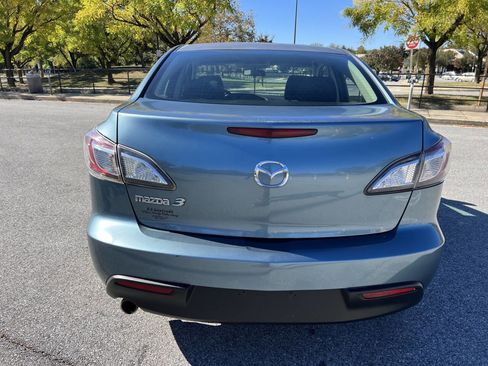 Used 2010 MAZDA MAZDA3 i Touring image 6