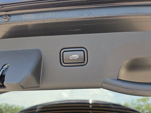 New 2026 Kia Sportage SX FWD image 11