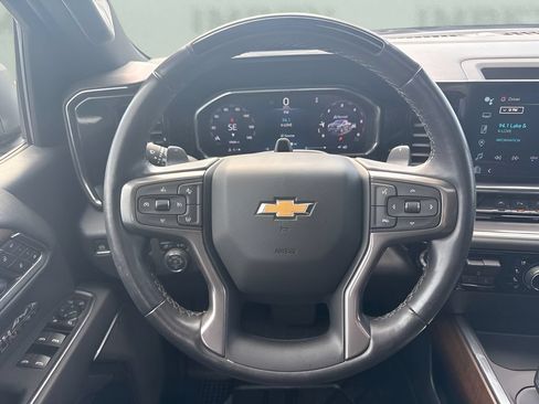 Used 2026 Chevrolet Silverado 1500 High Country AWD/4WD image 16