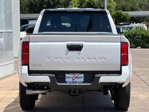 New 2025 Toyota Tacoma SR5 image 5