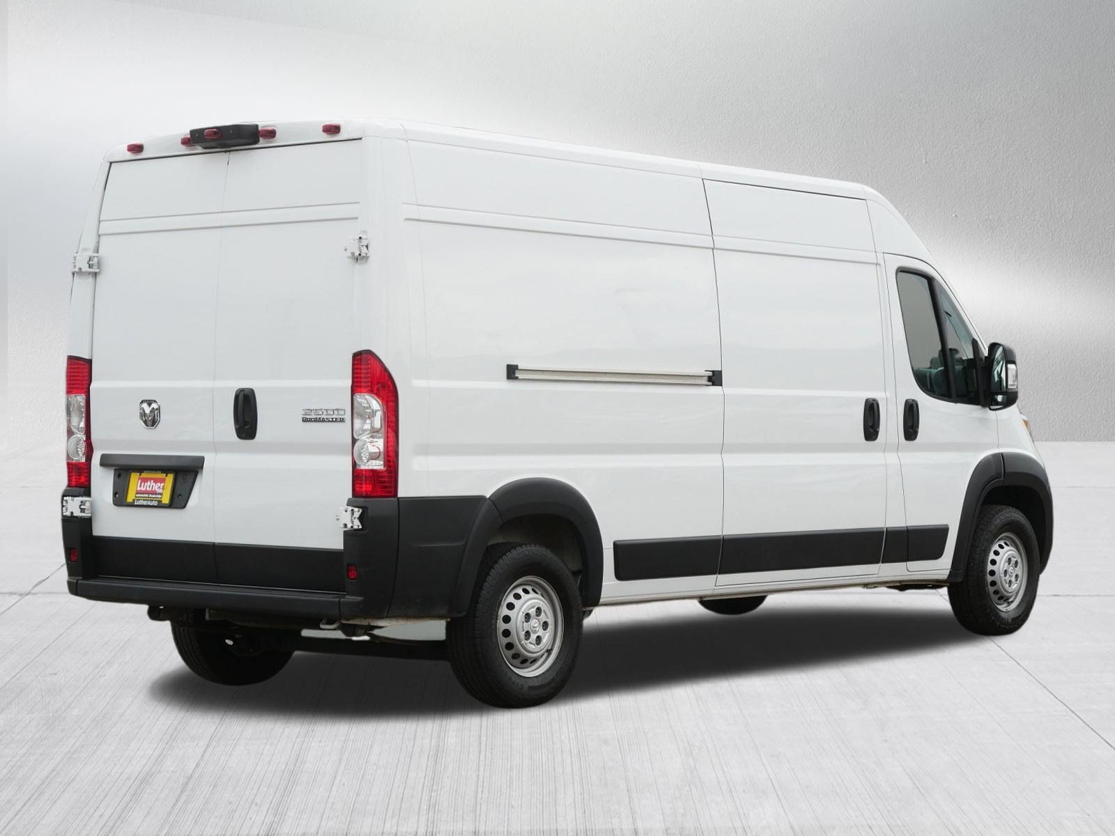 Used 2024 RAM ProMaster 2500 w/ Convenience Group FWD image 7