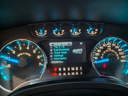 Used 2014 Ford F150 XLT w/ XLT Chrome Package image 15