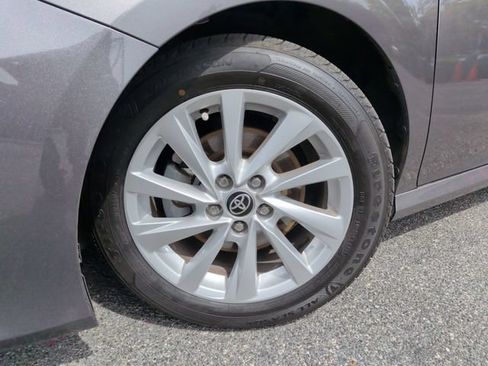 Used 2023 Toyota Camry LE FWD image 12