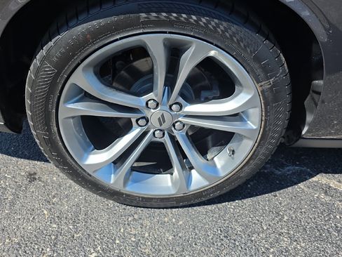 Used 2021 Dodge Challenger R/T image 12