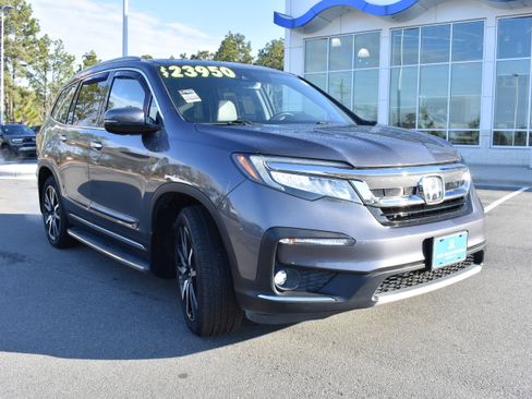 Certified 2019 Honda Pilot Elite image 3