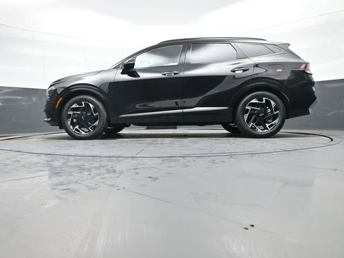 Certified 2025 Kia Sportage SX image 33