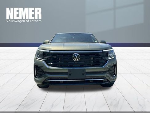 New 2026 Volkswagen Atlas Cross Sport SEL Premium R-Line AWD/4WD image 5