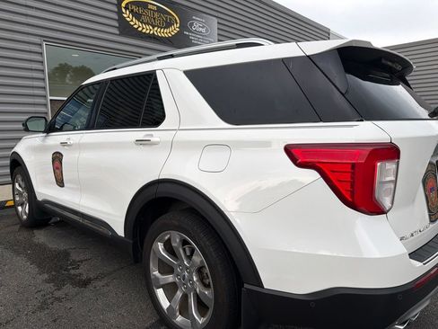 Used 2020 Ford Explorer Platinum w/ Premium Technology Package AWD/4WD image 5