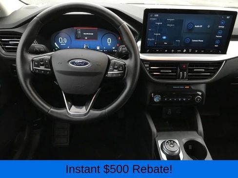 Used 2024 Ford Escape Platinum image 7