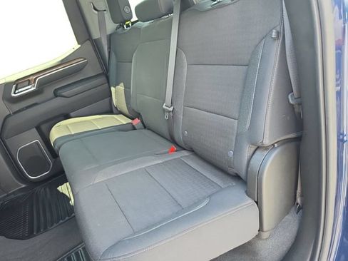 Used 2023 Chevrolet Silverado 1500 RST w/ Z71 Off-Road Package AWD/4WD image 15
