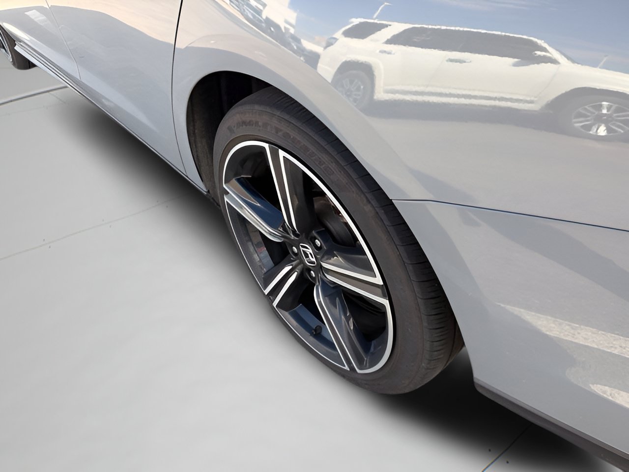 Used 2024 Honda Accord Sport image 16