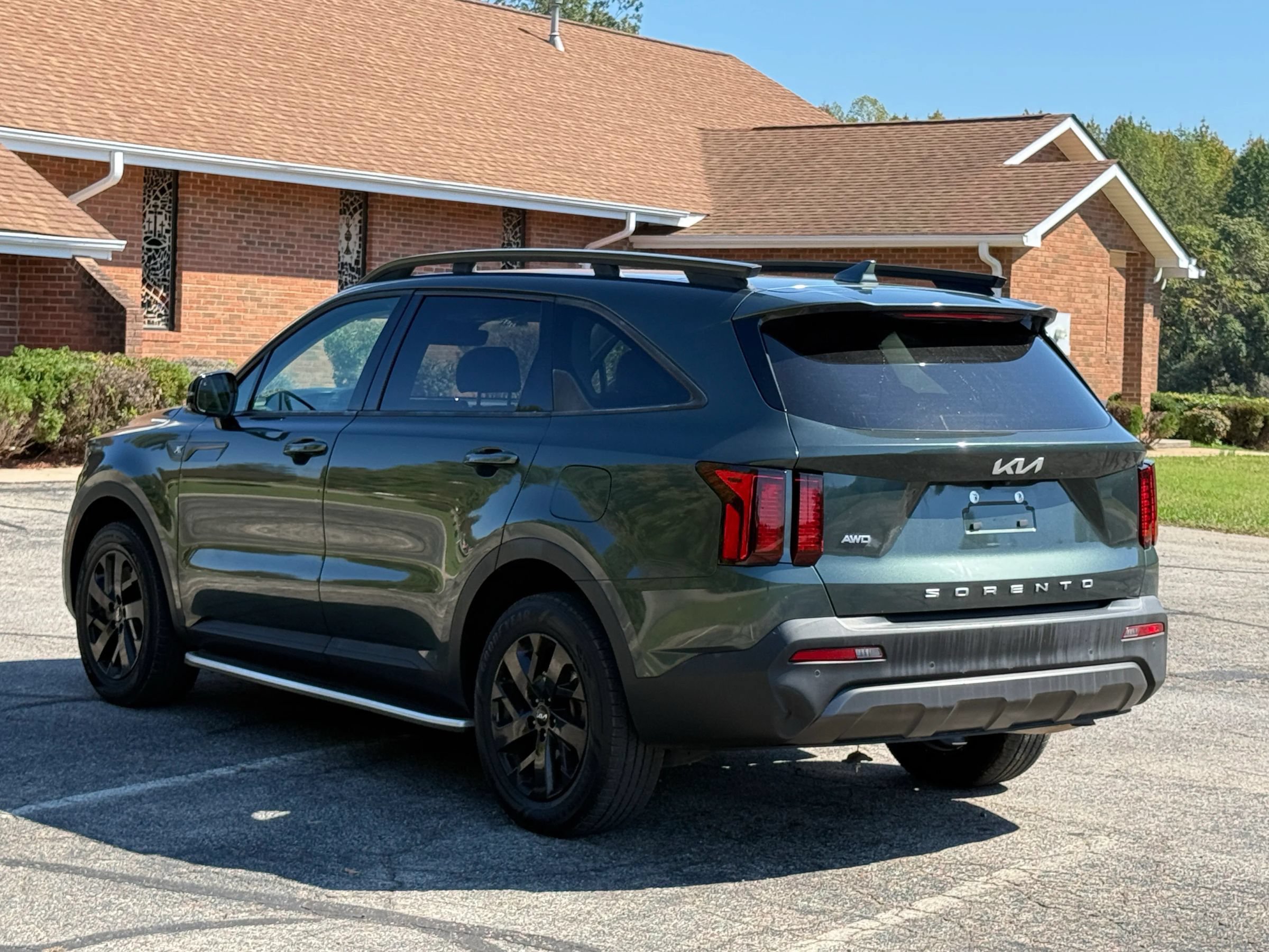Used 2022 Kia Sorento S w/ Panoramic Sunroof Package AWD/4WD image 5
