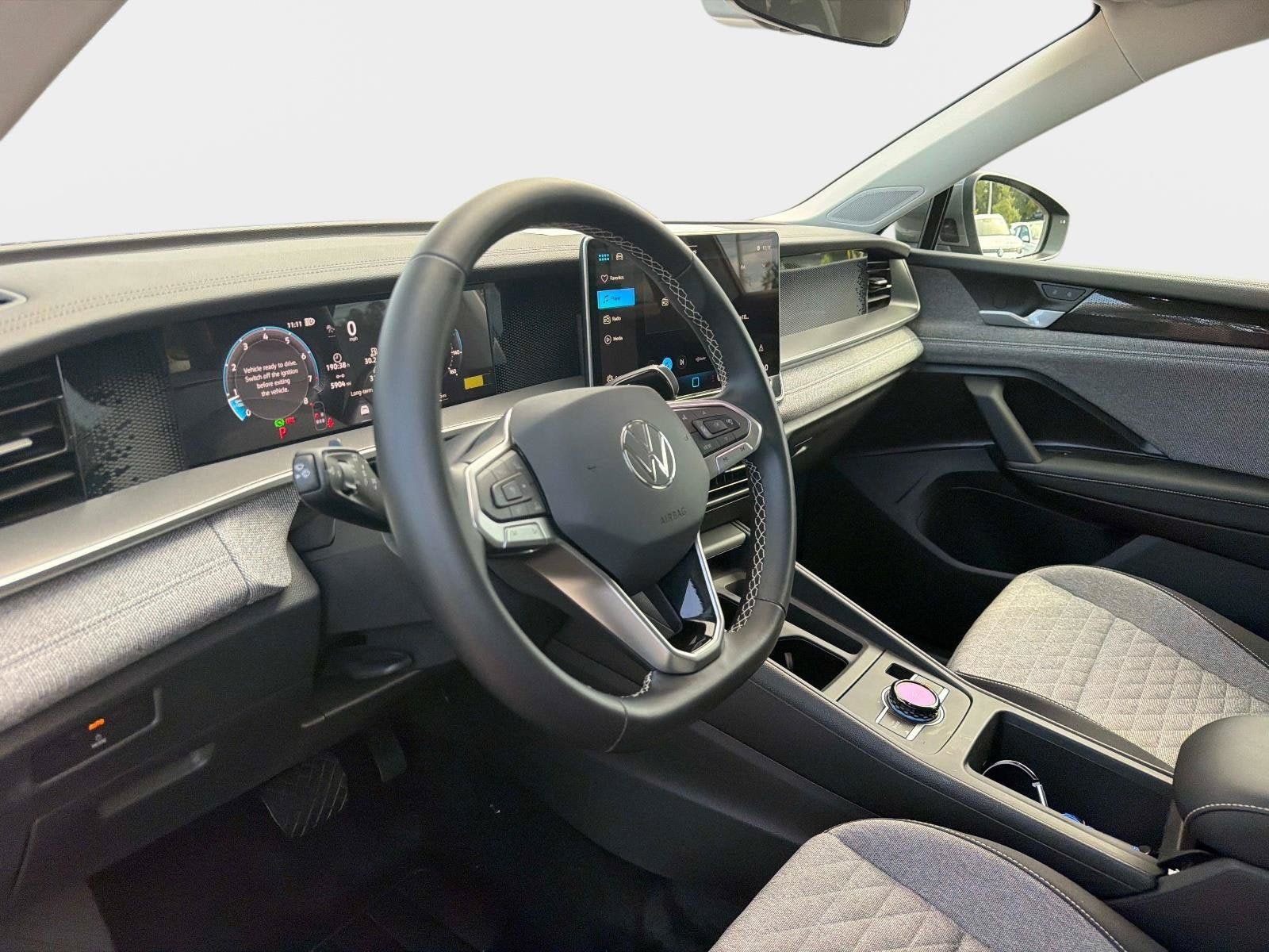 Used 2026 Volkswagen Tiguan S FWD image 19