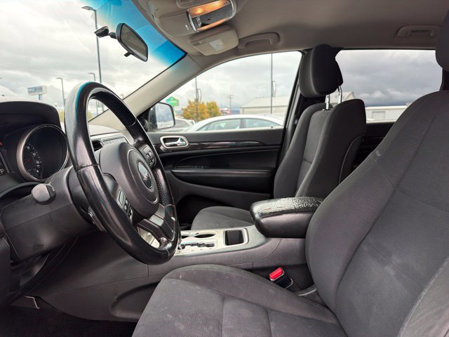 Used 2011 Jeep Grand Cherokee Laredo AWD/4WD image 12