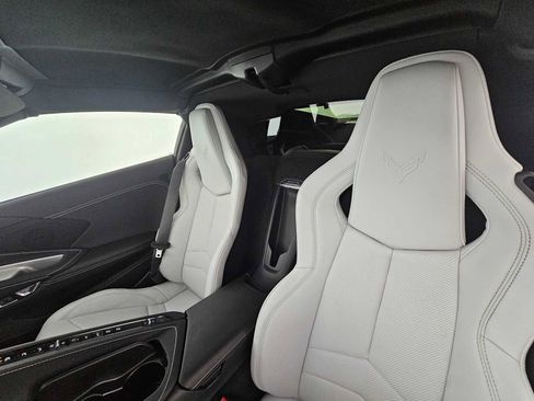 Used 2024 Chevrolet Corvette Z06 image 20