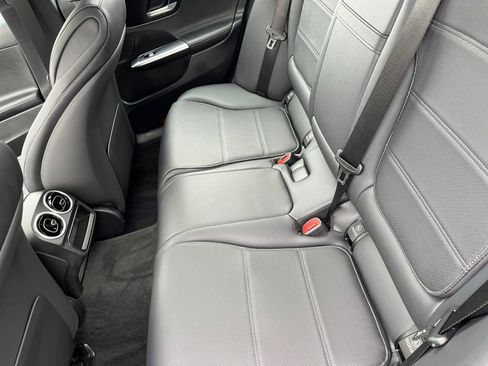 Certified 2025 Mercedes-Benz C 300 4MATIC Sedan image 13