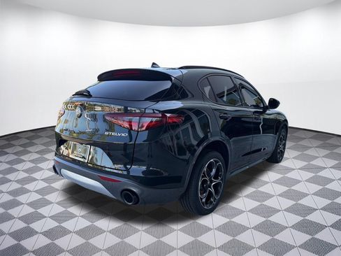 Used 2022 Alfa Romeo Stelvio Ti w/ Active Assist Plus Package AWD/4WD image 9