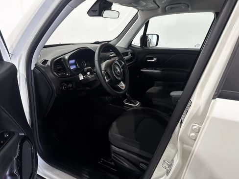 Used 2023 Jeep Renegade Altitude AWD/4WD image 17