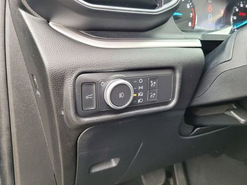 Certified 2022 Ford Explorer XLT w/ Equipment Group 202A image 15