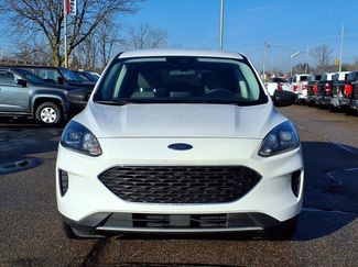 Used 2022 Ford Escape SE video 2