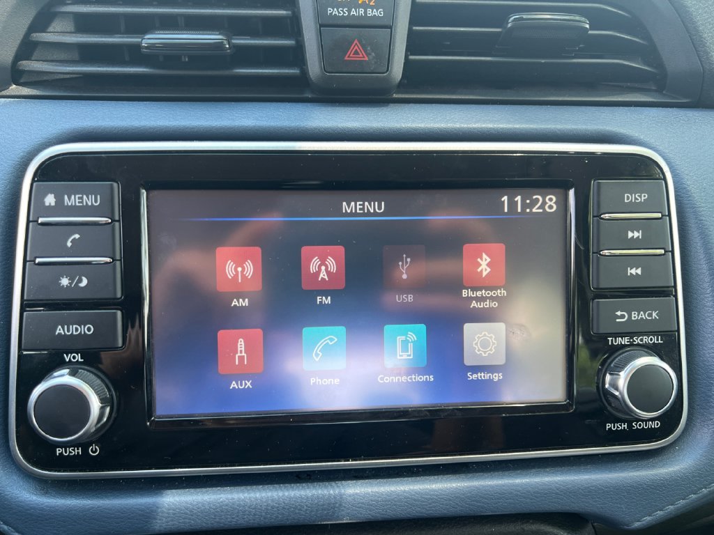 Used 2025 Nissan Versa SV FWD image 19