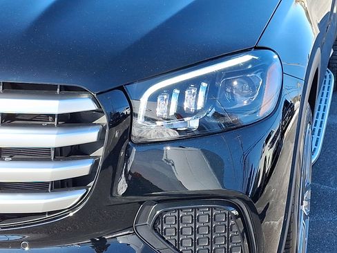 Certified 2026 Mercedes-Benz GLS 450 4MATIC image 9