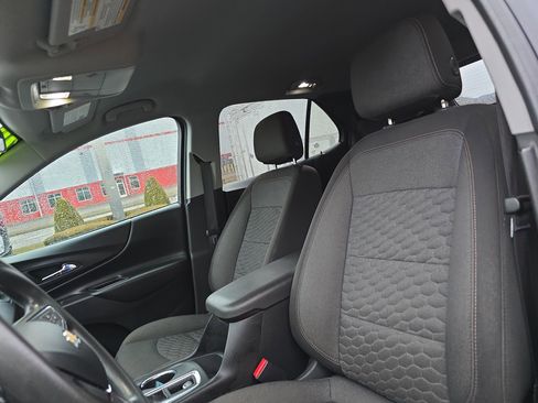 Used 2020 Chevrolet Equinox LT image 12