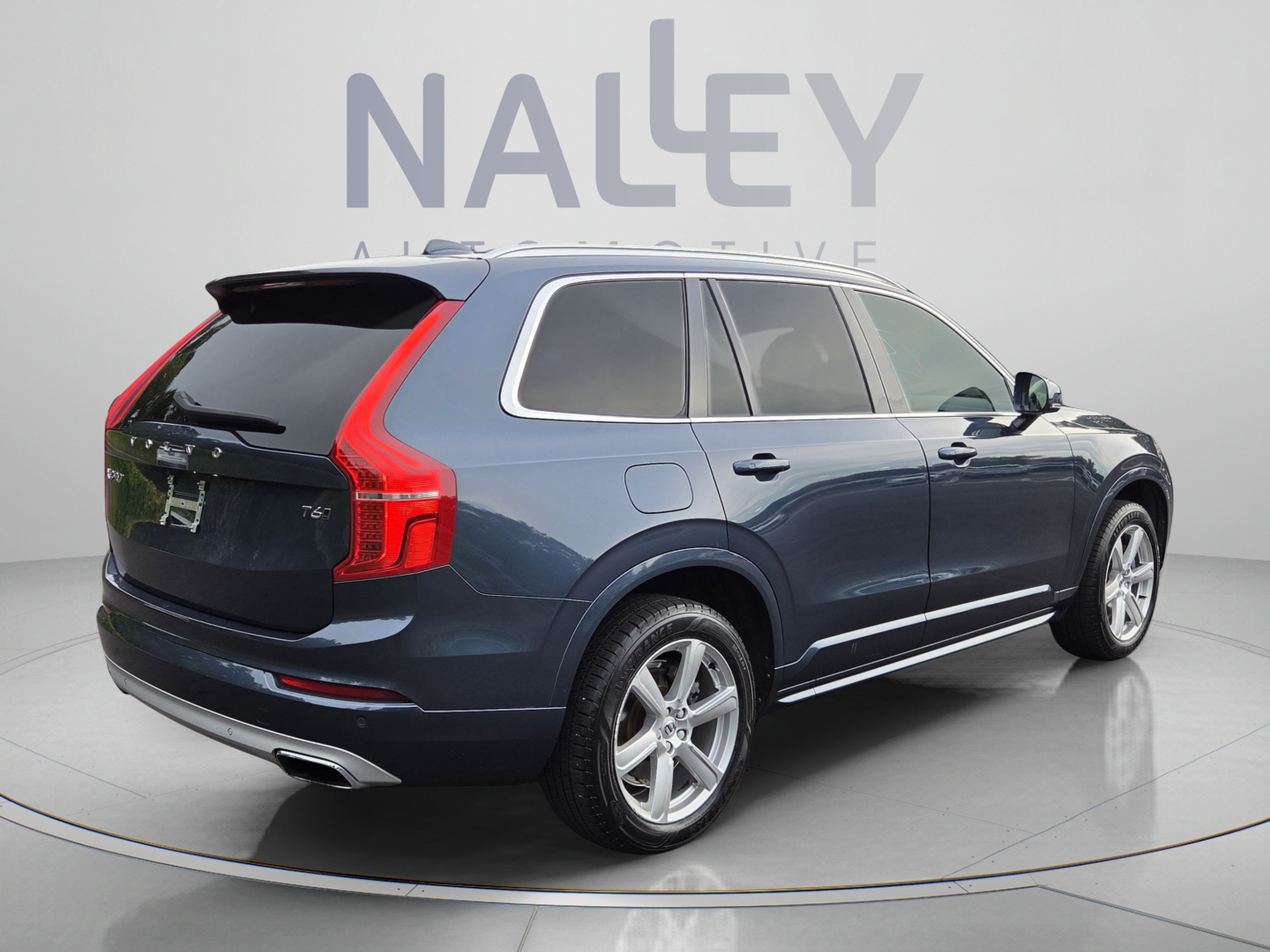 Used 2020 Volvo XC90 T6 Momentum AWD/4WD image 5