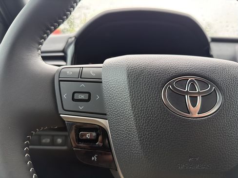 Certified 2026 Toyota Camry SE FWD image 9