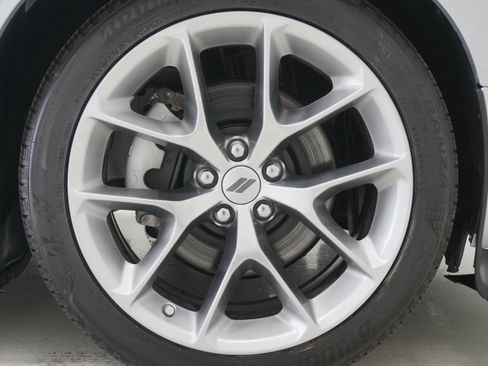 Used 2022 Dodge Challenger GT image 24