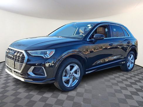 Used 2019 Audi Q3 2.0T Premium Plus w/ Premium Plus Package image 3