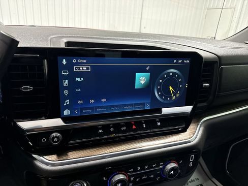 Used 2024 Chevrolet Silverado 1500 LT image 13