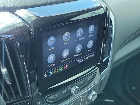 Used 2023 Chevrolet Traverse LT FWD image 30