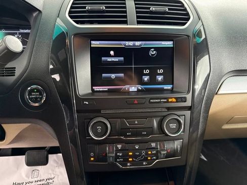 Used 2016 Ford Explorer XLT w/ Equipment Group 202A FWD image 24