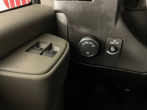 Used 2021 GMC Savana 2500 Extended image 18