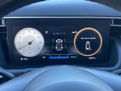 Used 2022 Hyundai Tucson Limited w/ Cargo Package image 29