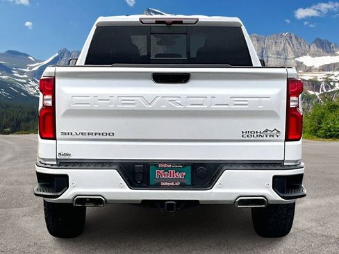 Used 2022 Chevrolet Silverado 1500 High Country w/ Z71 Off-Road Package image 4