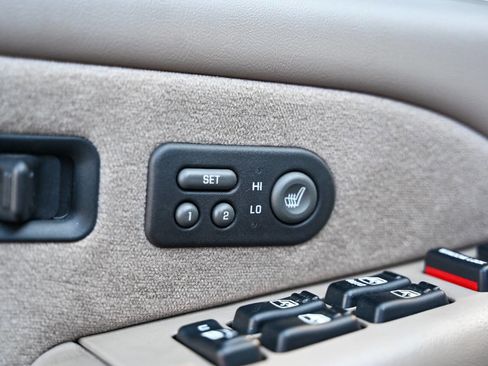 Used 2001 Chevrolet Silverado 3500 LT image 70