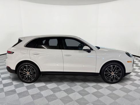 Used 2026 Porsche Cayenne AWD/4WD image 8