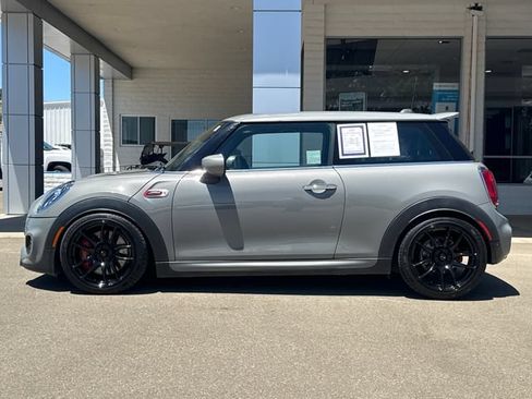 Used 2021 MINI Cooper John Cooper Works w/ 6.5" Touchscreen Package FWD image 6